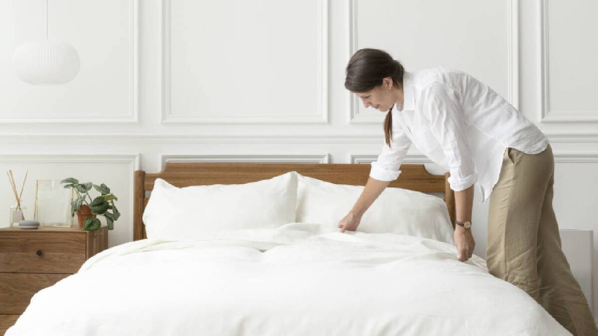Este ingrediente natural dejará tu cama como nueva (Foto: Freepik).
