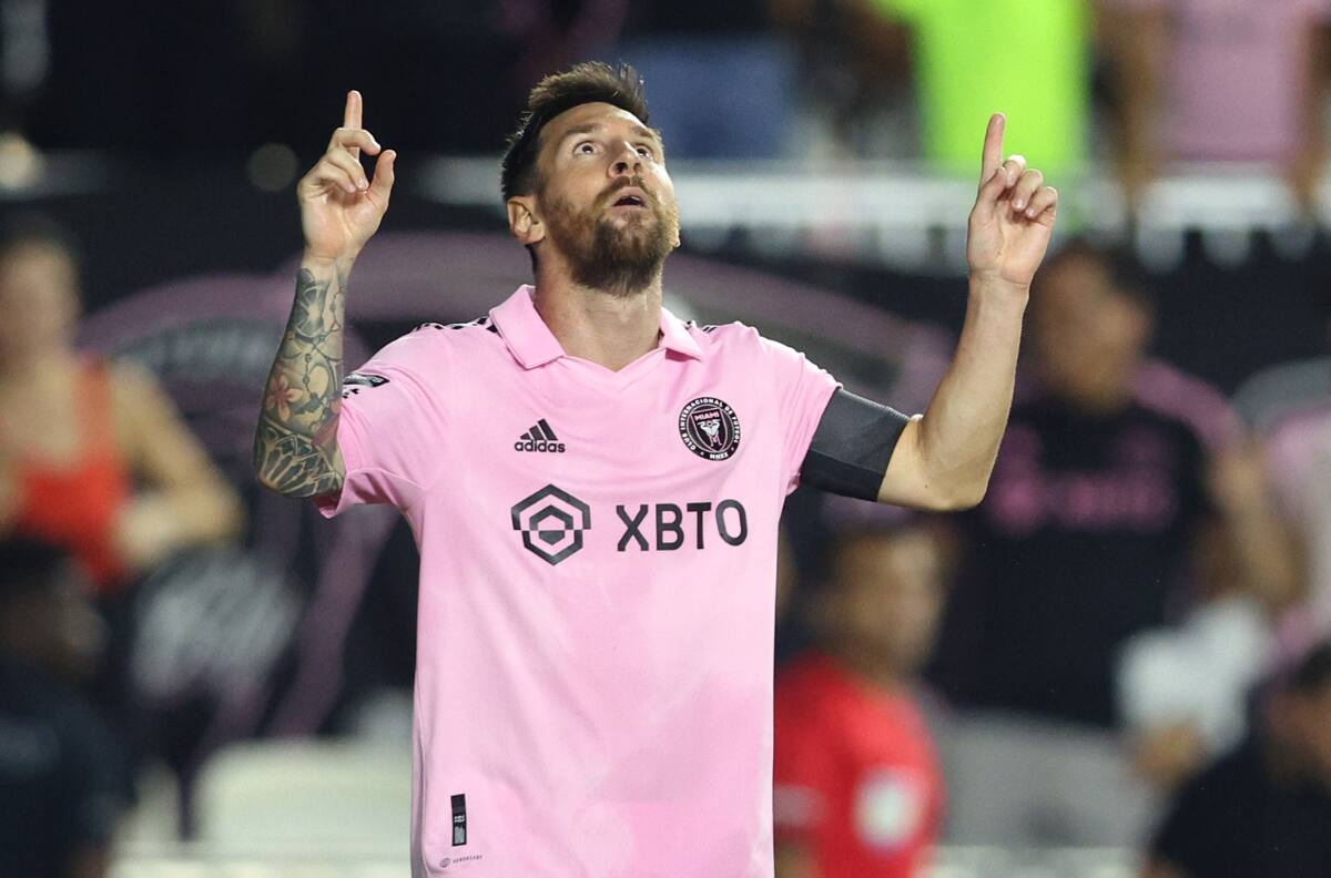 VIDEO | Genio y figura: Lionel Messi anotó un doblete con Inter Miami en el clásico