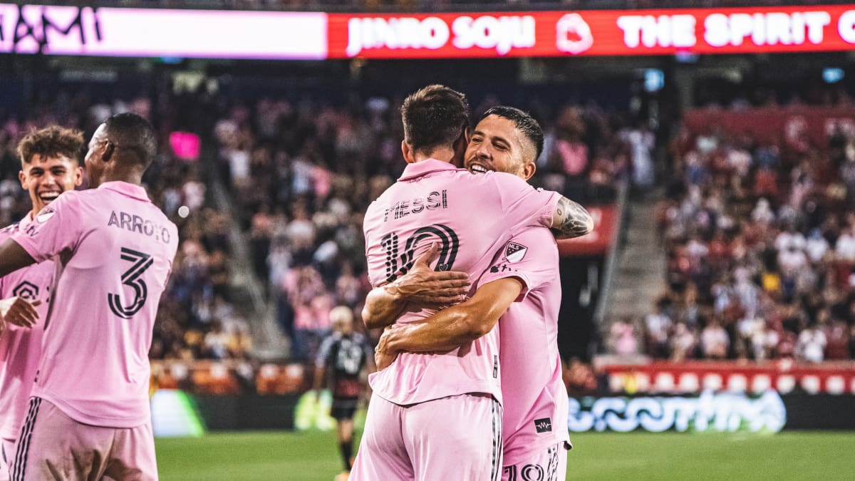 VIDEO | El impactante golazo de Lionel Messi en su debut en la MLS con Inter Miami