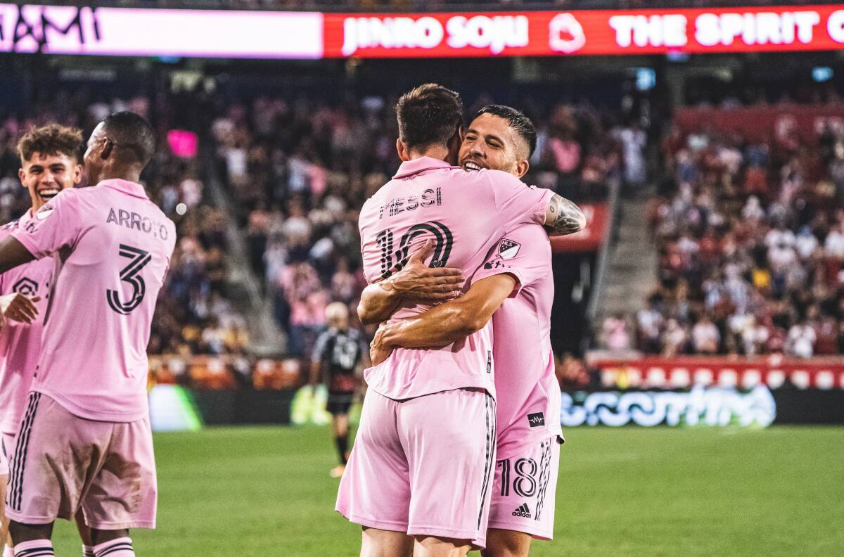 VIDEO | El impactante golazo de Lionel Messi en su debut en la MLS con Inter Miami