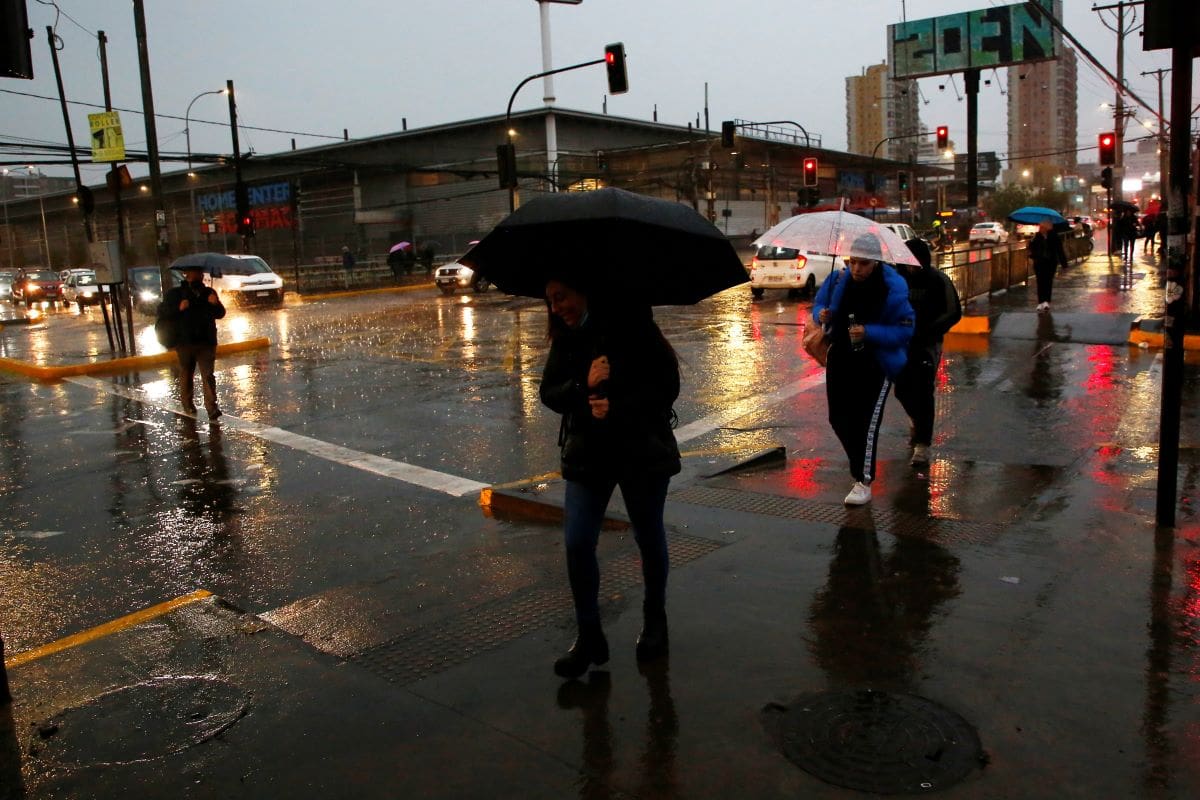 La novena onda tropical afectará al país.