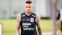 VIDEO | Hinchas de Corinthians sorprenden a jugador del club en un motel y lo sacan a los golpes