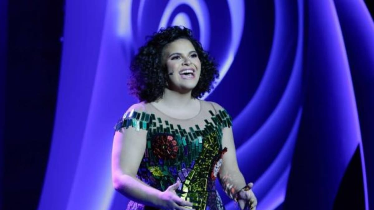 De tal palo tal astilla: Lucerito, hija de Lucero y Mijares, se luce en los escenarios