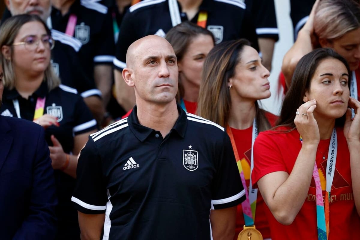 Rubiales estará suspendido por la FIFA.