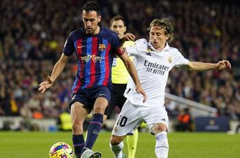 Luka Modric dejó la rivalidad atrás y despidió a Sergio Busquets: “Ha sido un placer”
