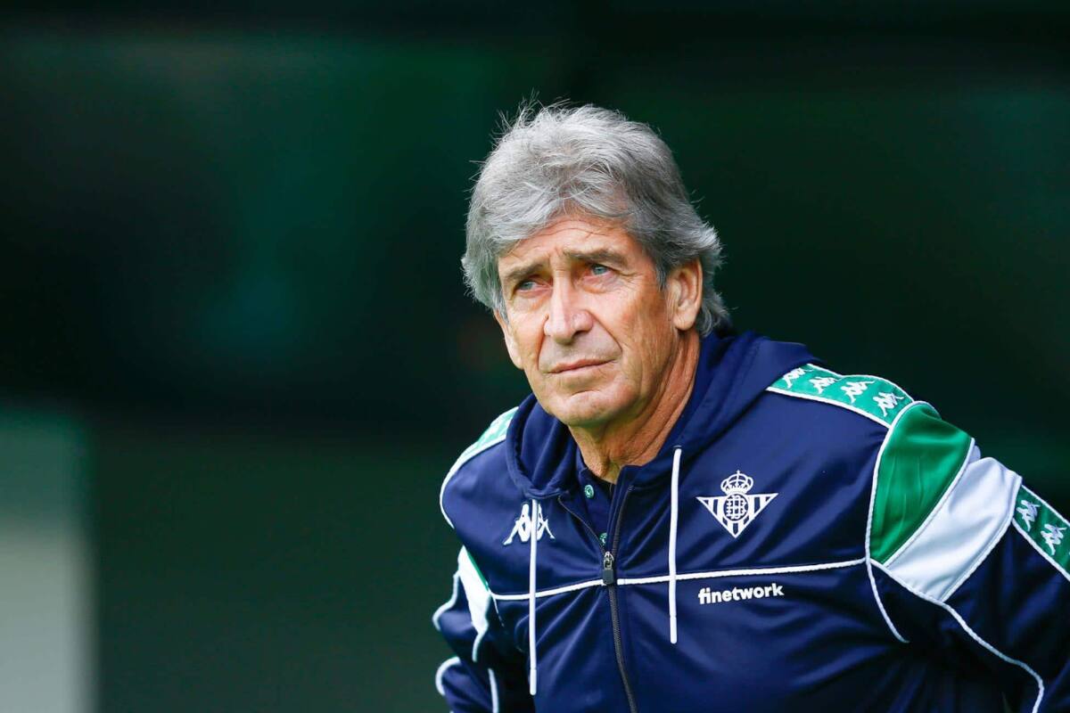 Manuel Pellegrini va por un cupo en la Champions League. Foto: @FutbolObs_