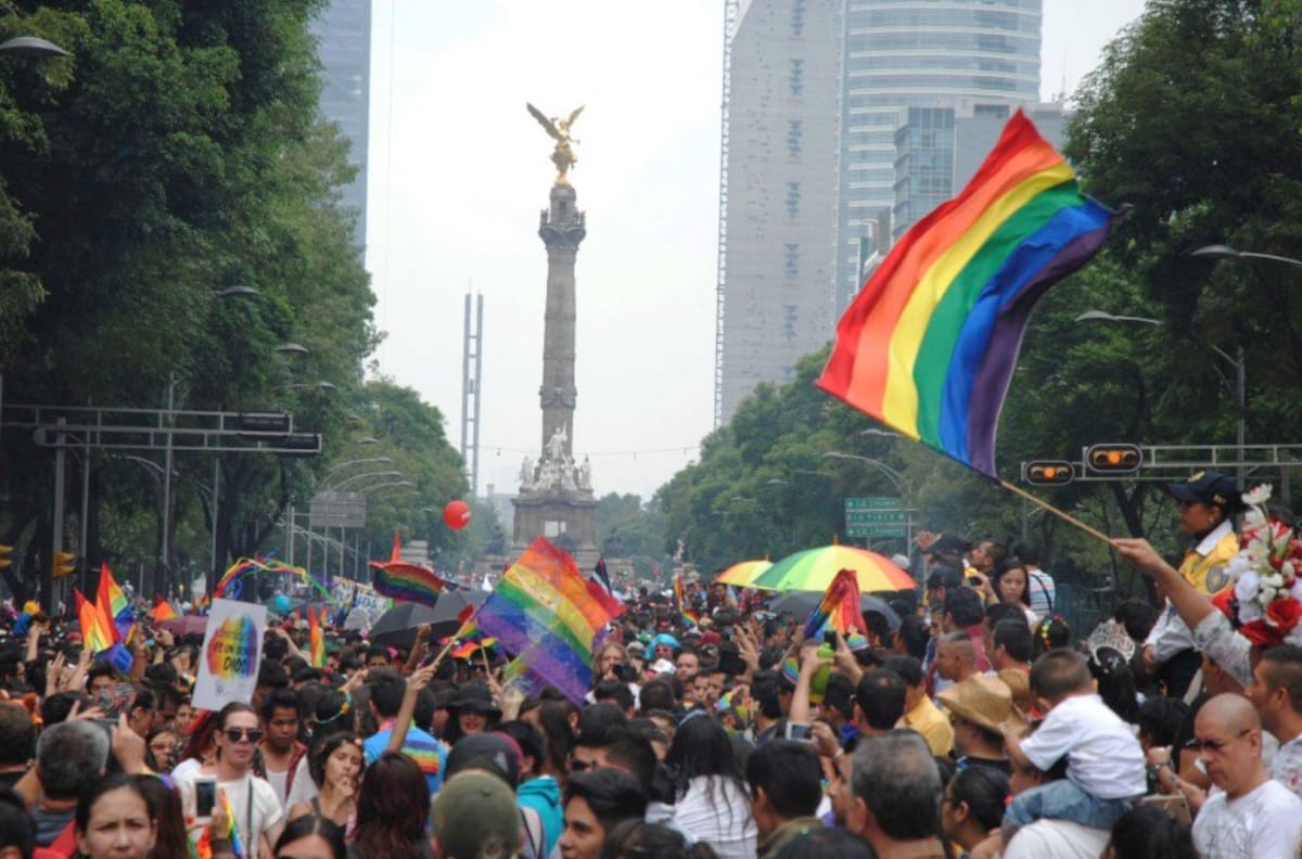 A qué hora inicia la Marcha LGBT y quiénes son los artistas invitados al concierto masivo en el Zócalo