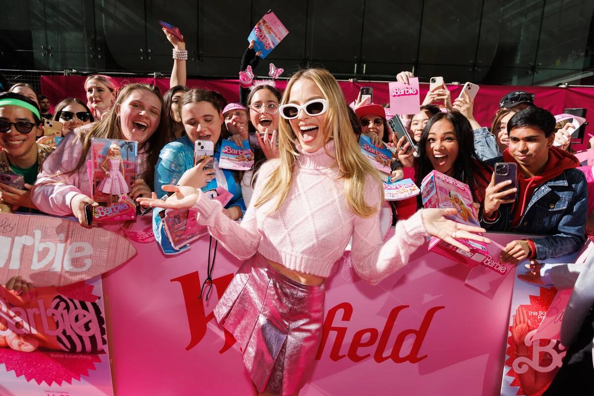 La actriz interpreta a "Barbie".