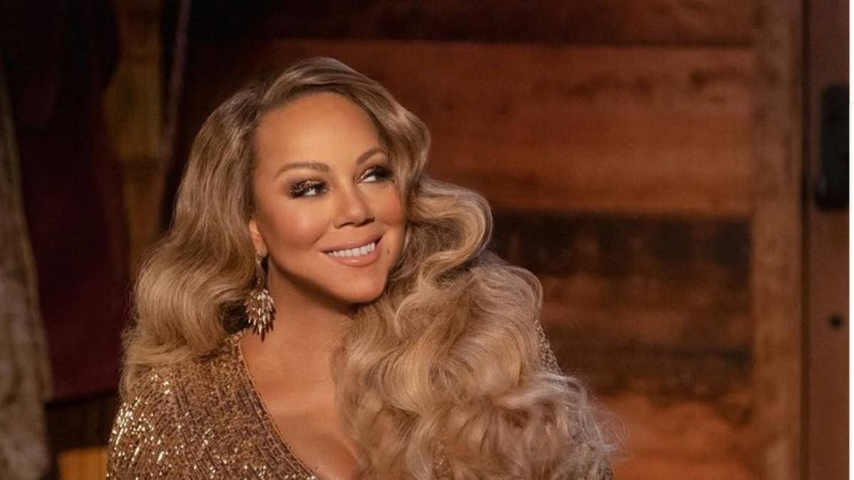 Video: Mariah Carey marca el inicio de la navidad con histórico show en los Premios Billboard 2023