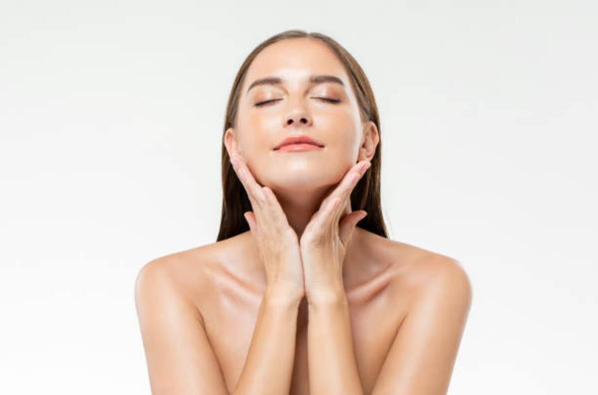 Mascarilla con vaselina para tener una piel de porcelana