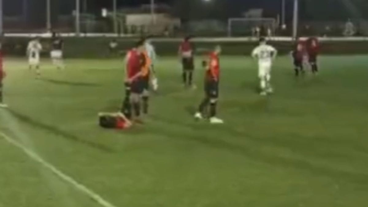 VIDEO | Matan en México a entrenador de fútbol en pleno partido