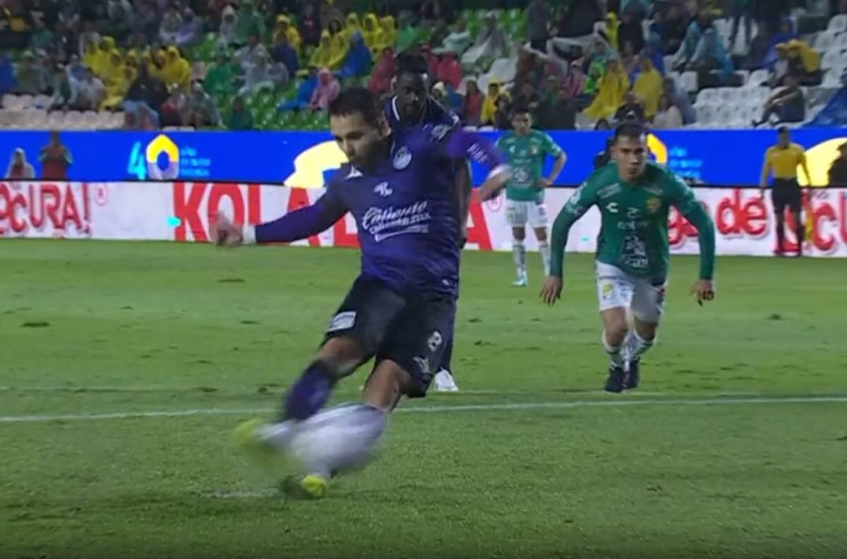 VIDEO | En México anularon por “doble toque” penal idéntico al de Everton vs Unión Española