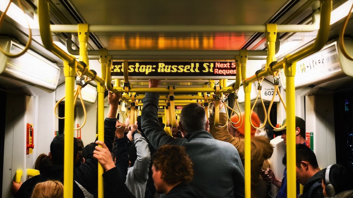 Cinco momentos surrealistas ocurridos en el transporte público que es casi imposible creer que pasaron
