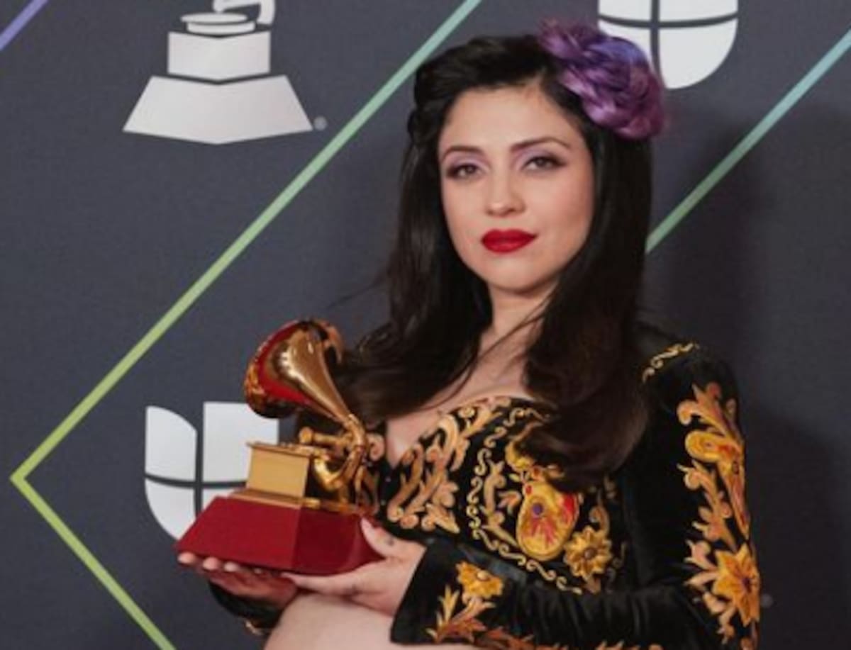 Mon Laferte muestra su bebé por primera vez en redes sociales - Créditos: Instagram