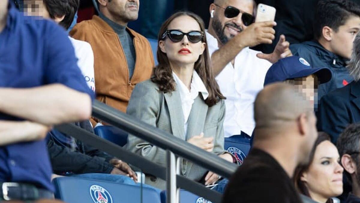 Natalie Portman reaparece en un partido de futbol, tras rumores de infidelidad de su esposo