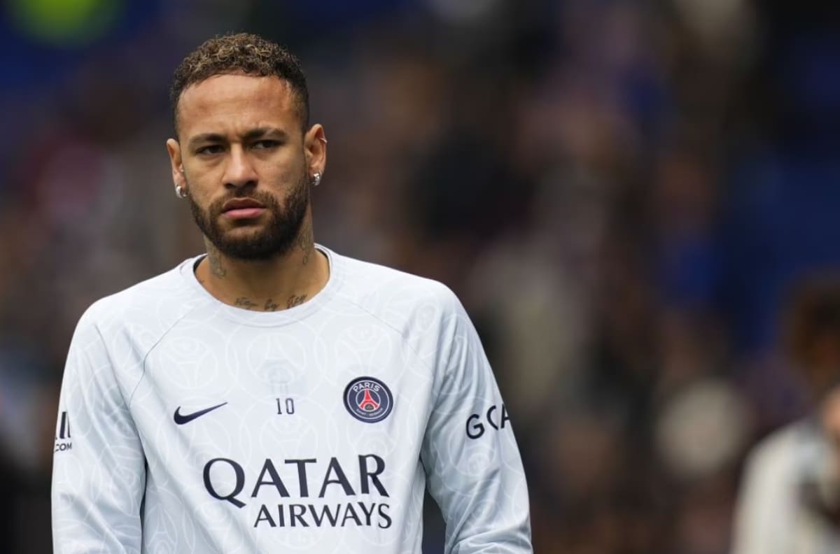 Padre de Neymar rompe el silencio y aclara la posible salida de su hijo del PSG