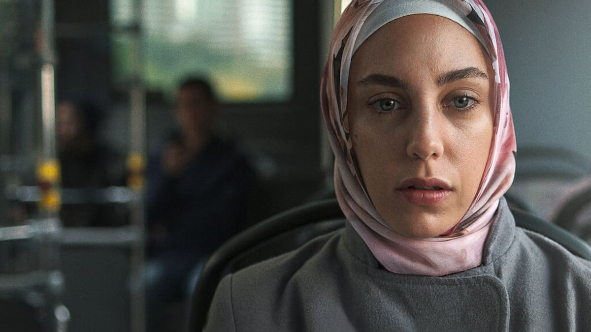 “Nos conocimos en Estambul”: la imperdible miniserie de Netflix que no permitirá que te levantes del sillón