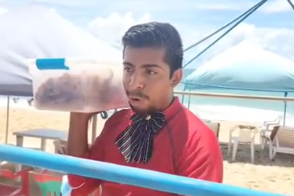 Paco el de las empanadas es criticado por su formas de vender.