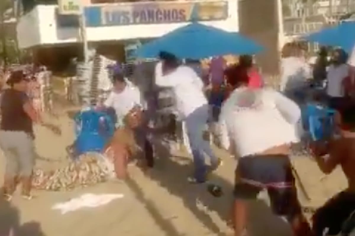 Pelea en Acapulco.
