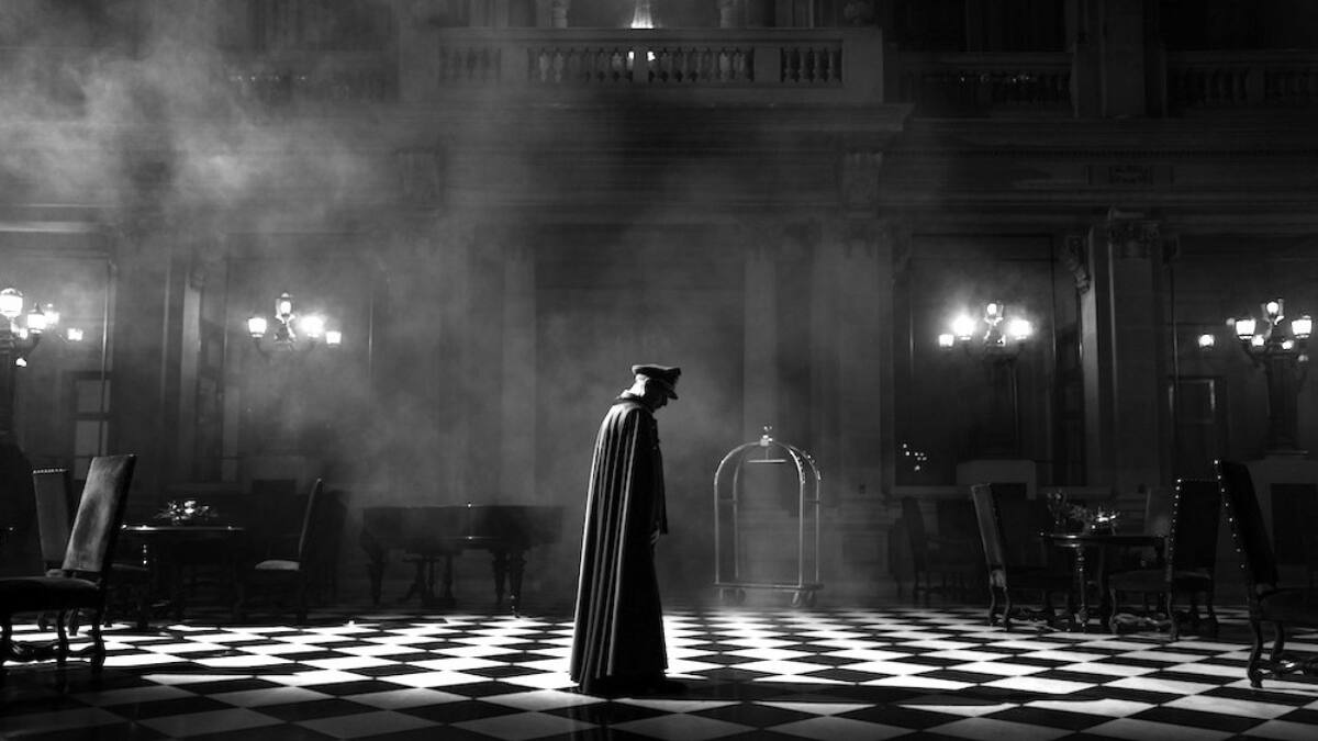 “El Conde”: De qué trata y los actores que componen el elenco de la versión chupasangre del dictador Augusto Pinochet