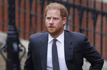 El príncipe Harry “aún quiere una disculpa completa” por parte de la familia real