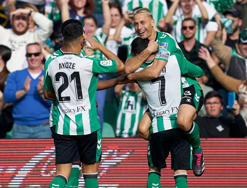 Real Betis enfrentará a Manchester United en octavos de final de Europa League.