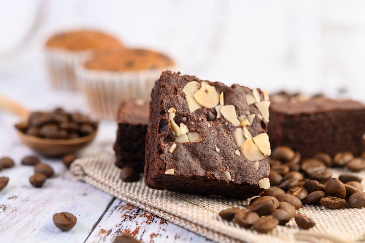 Sigue este paso a paso y haz un rico brownie sin azúcar.