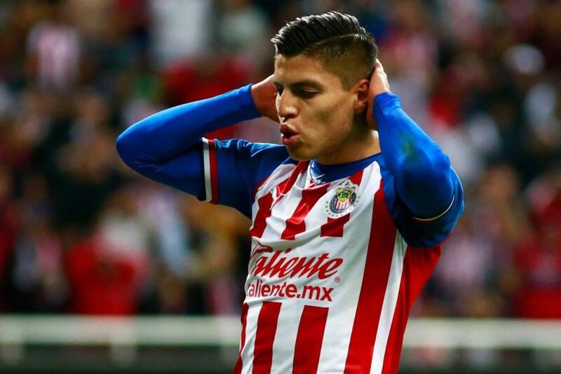 Ronaldo Cisneros tuvo la oportunidad de empatar el marcador.