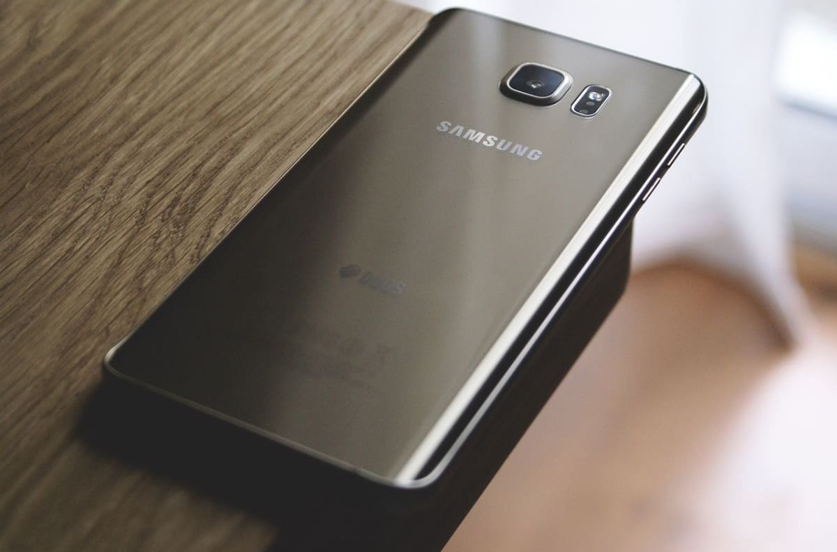 Los usuarios de Samsung podrán clonar sus voces para responder llamadas
