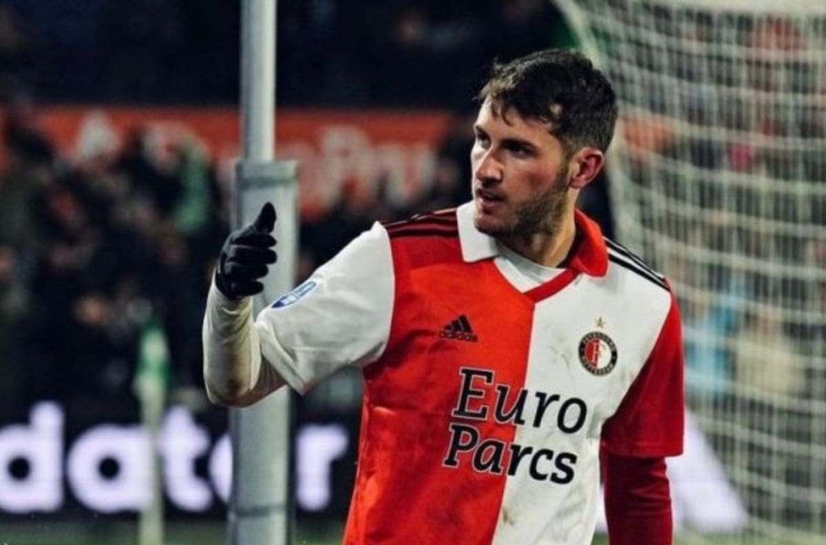 En Madrid sí quieren a Santiago Giménez: Feyenoord espera oferta