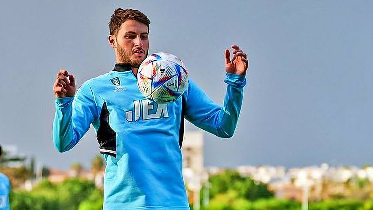 Prensa neerlandesa revela el nuevo valor que tiene Santiago Giménez tras renovar con Feyenoord