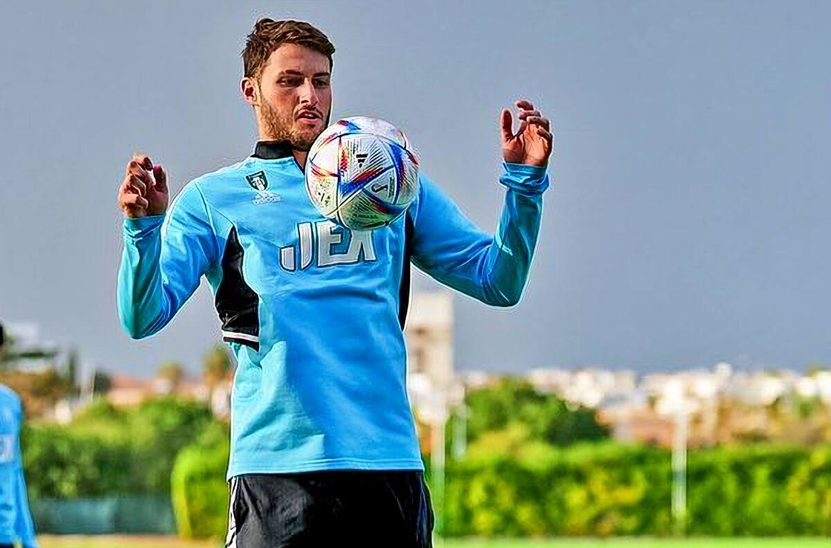 Prensa neerlandesa revela el nuevo valor que tiene Santiago Giménez tras renovar con Feyenoord