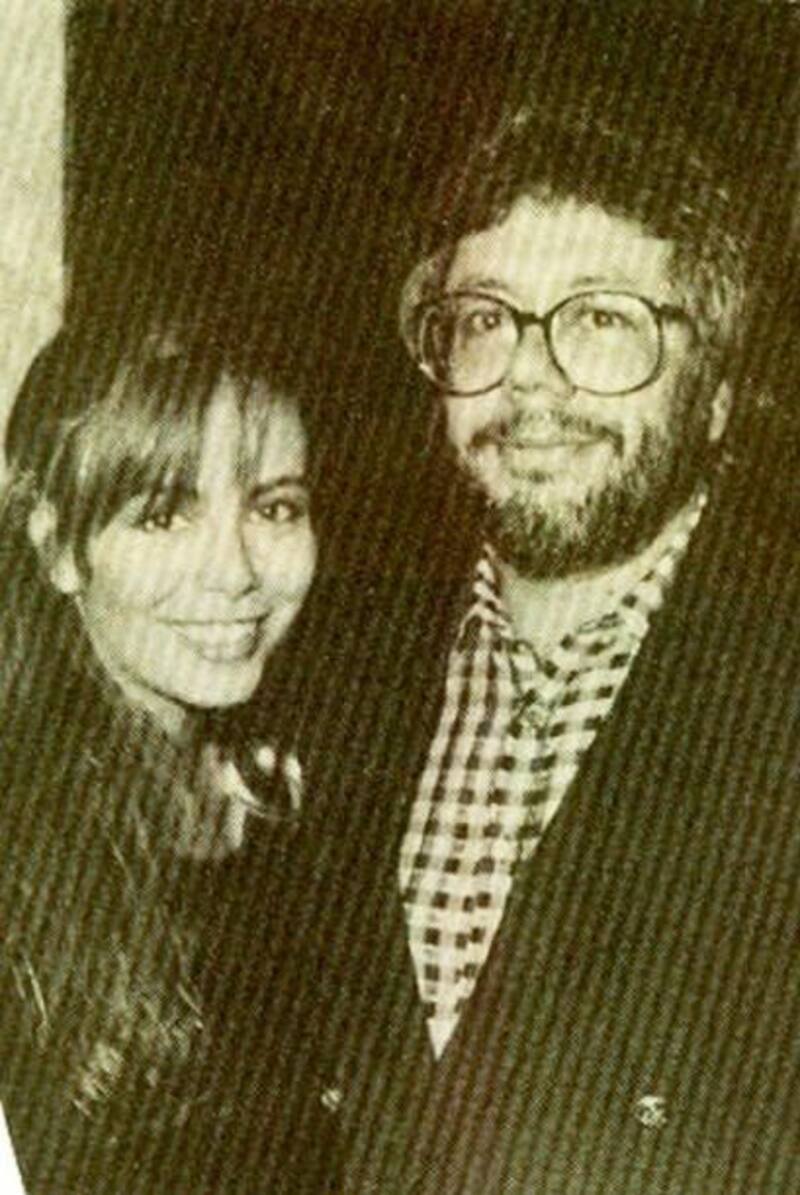 La ex de Timbiriche y el productor mantuvieron una relación amorosa muy comentada debido a las diferencias de edades.