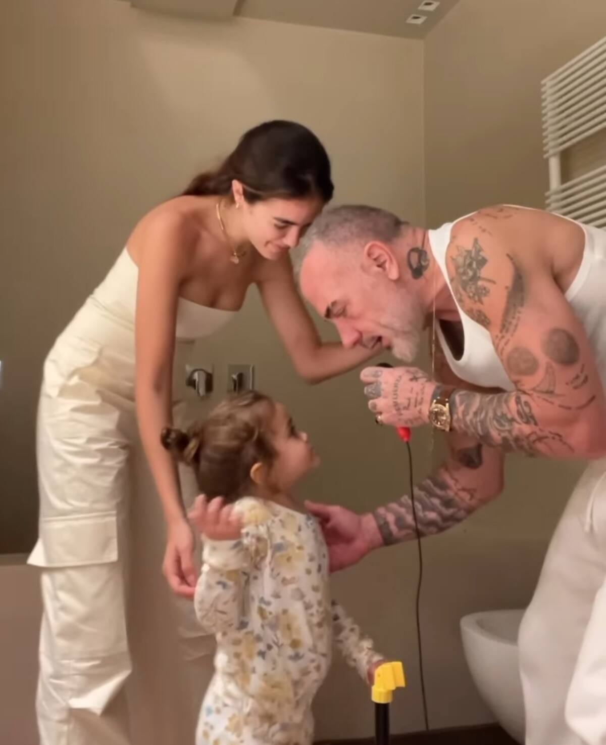La modelo venezolana dedicó un tierno mensaje a Gianluca Vacchi con motivo del Día del Padre