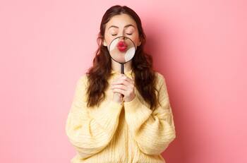 ¡Gran habilidad! Conoce a los signos zodiacales que mejor besan