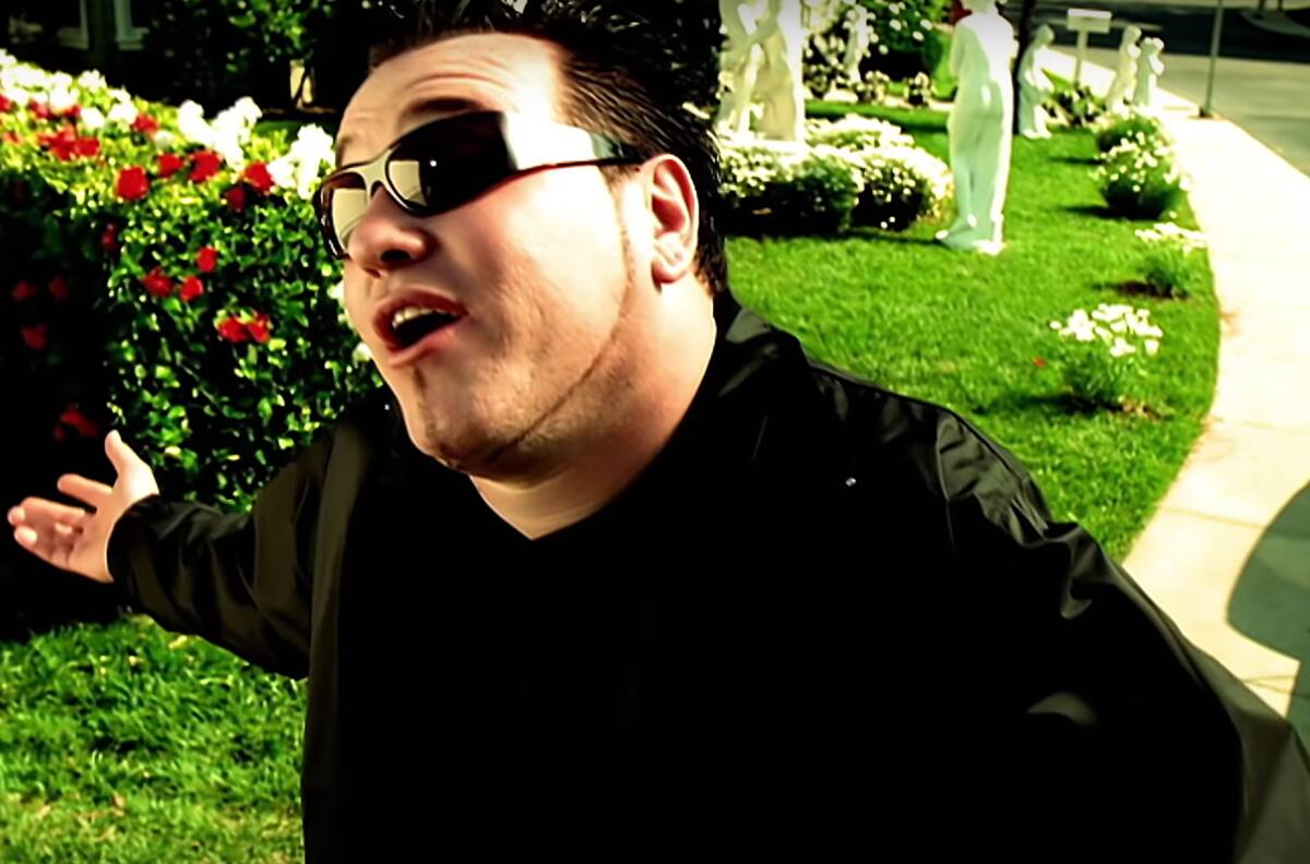 Steve Harwell, cantante de Smash Mouth y voz de icónica canción de “Shrek”, muere a los 56 años