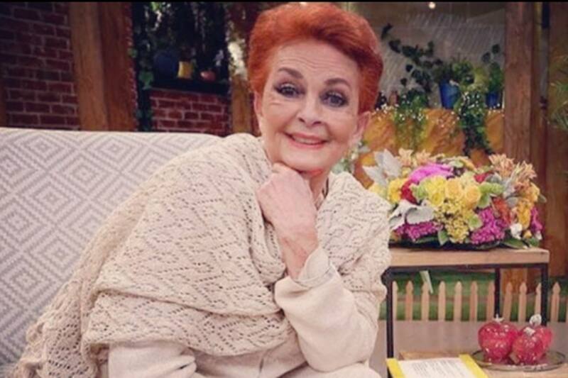 La dama del buen decir se encuentra hospitalizada.