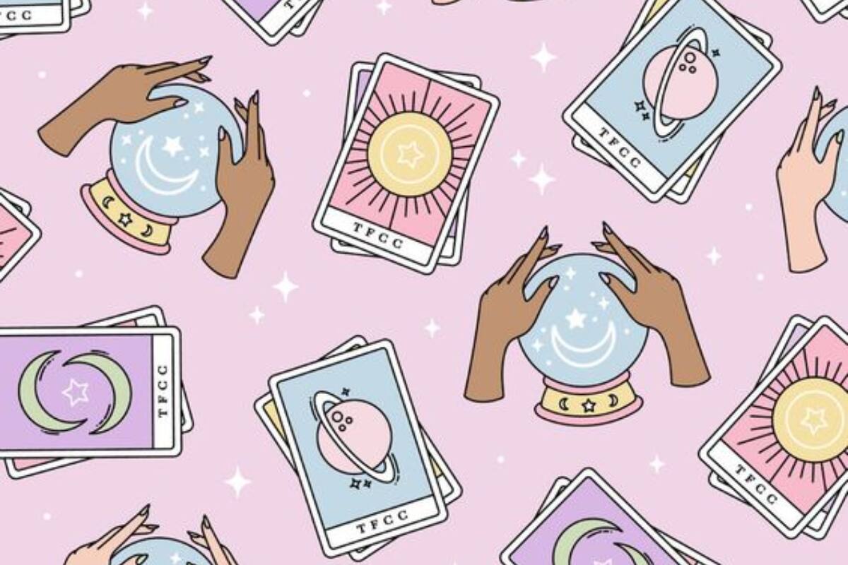 Elige una carta y descubre que tiene el Tarot para ti.