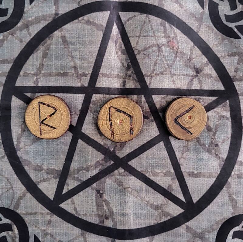 Estas son las runas disponibles para guiar tu semana.