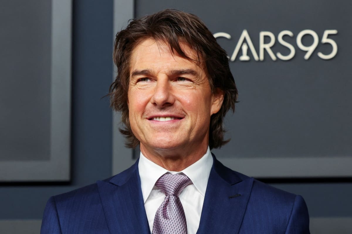 Tom Cruise estrena inesperado look