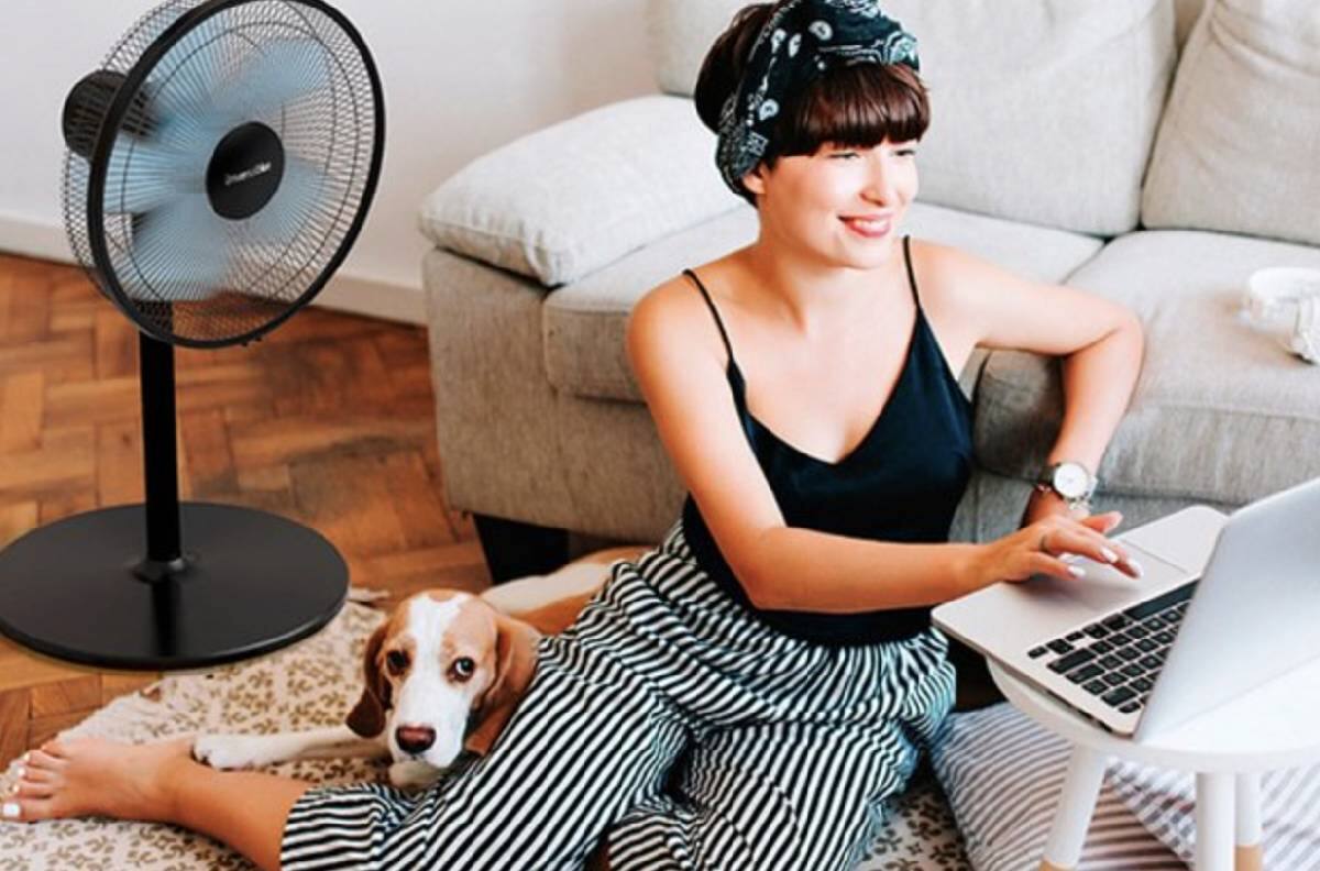 Este truco viral en Tik Tok te enseña a tirar aire frío a través de un ventilador