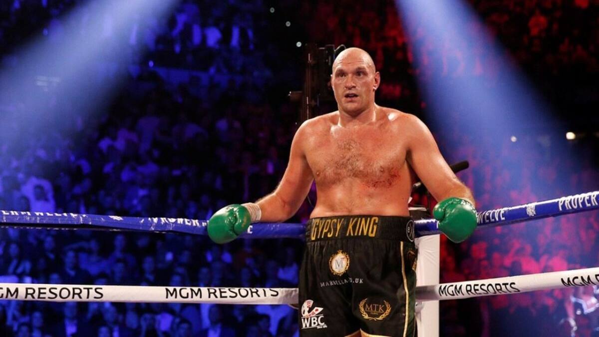 VIDEO | Tyson Fury amaga con golpear a Jake Paul