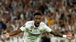 VIDEO | Vinicius Junior adelantó al Real Madrid sobre Manchester City y desata la locura en el Santiago Bernabéu