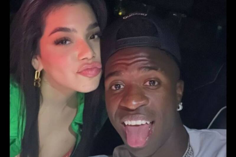 Vinícius Jr junto a Kenia Os, su nueva pareja