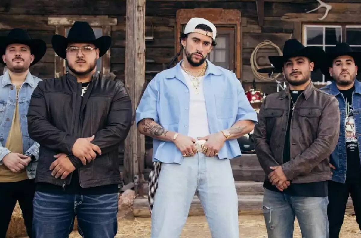 Bad Bunny invita a Grupo Frontera al escenario de Coachella y surgen los memes