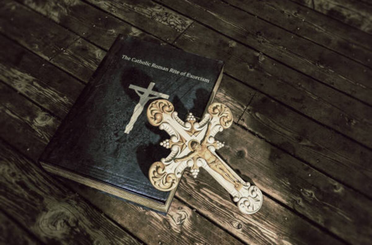 Reviven hilo sobre un supuesto exorcismo en la Facultad de psicología de la UNAM
