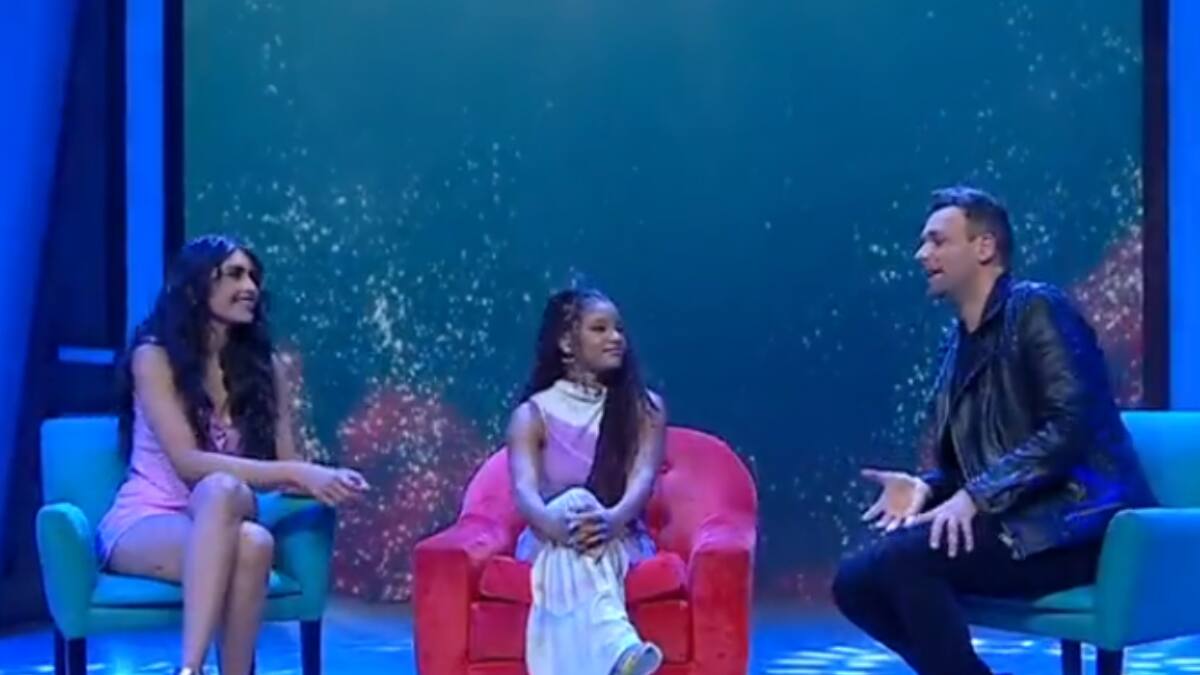 Conductor de Venga la Alegría hace comentario incomodo a la actriz Halle Bailey y se viraliza