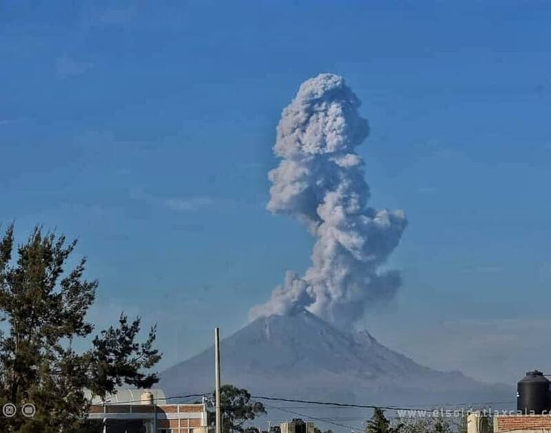 Volcán registra varias explosiones durante las últimas 24 horas en México