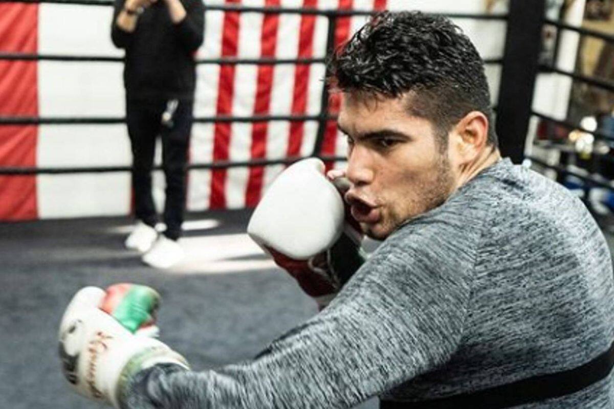 El sinaloense presumió su entrenamiento en redes sociales.