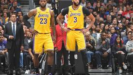 LeBron James comanda racha de seis victorias de Lakers de Los Ángeles